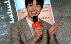 娱乐圈吃瓜第一线嗑cp,当红明星甜蜜互动，CP感爆棚！