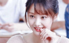 娱乐圈吃瓜酱七七,揭秘七七的吃瓜传奇