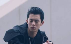 王鹤棣娱乐吃瓜,揭秘明星幕后趣事